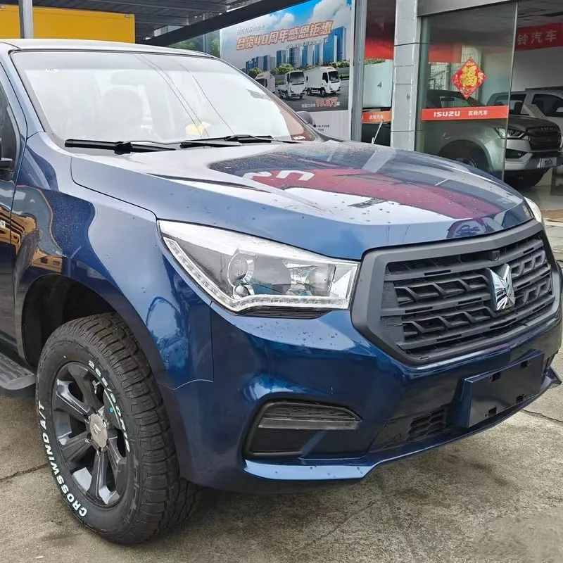 Пикап Qingling Isuzu T28 (3)